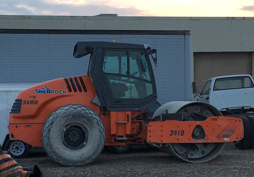 A photo of the Hamm Roller that SheaRock Construction Group leased with CWB National Leasing