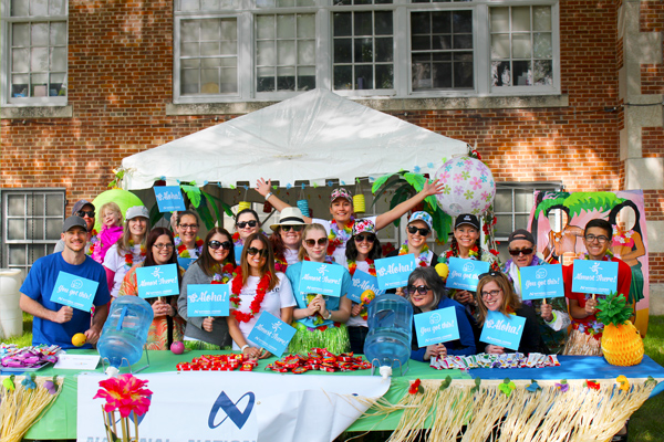 CWB National Leasing volunteers at Challenge for Life checkstop